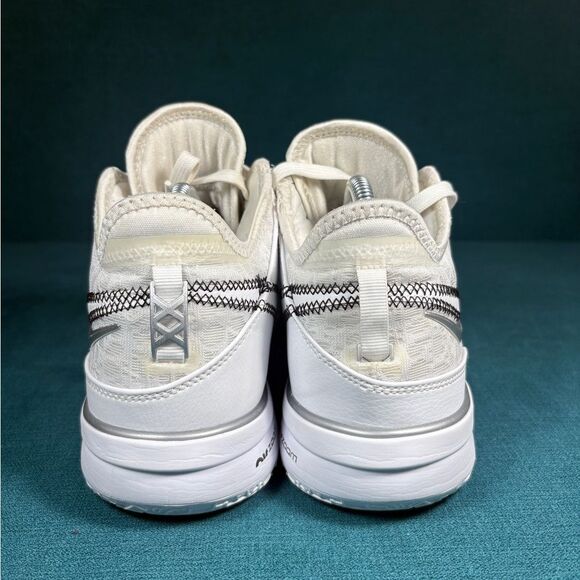 Size 8 - Men’s Nike Lebron Zoom NXXT gen white shoes - Picture 2 of 8